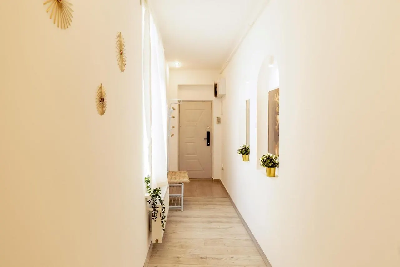 Ideal Stay: Spacious 2Br Apt Near Calea Victoriei Boekarest