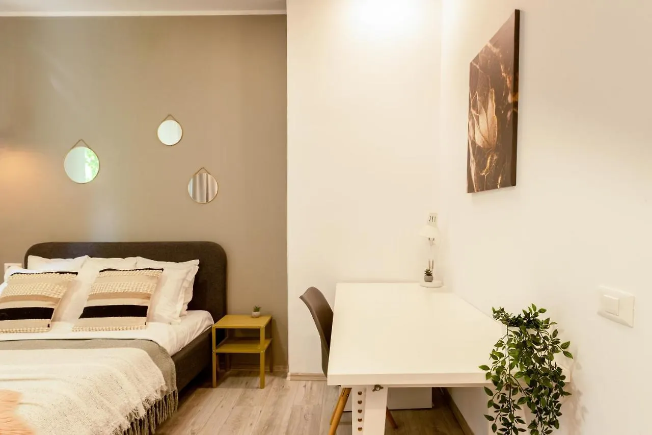 Ideal Stay: Spacious 2Br Apt Near Calea Victoriei Boekarest