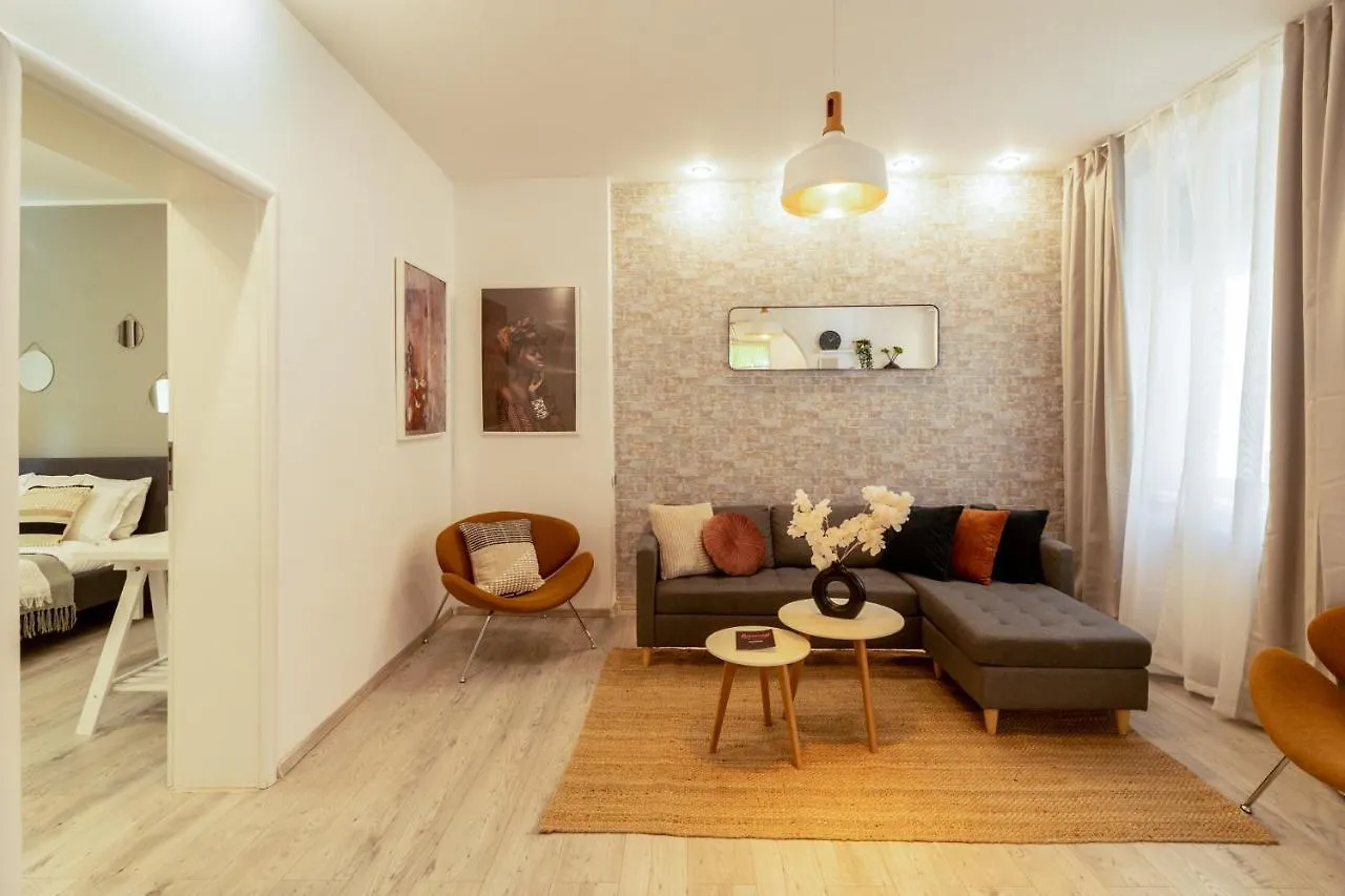 Appartement Ideal Stay: Spacious 2Br Apt Near Calea Victoriei Boekarest Roemenië