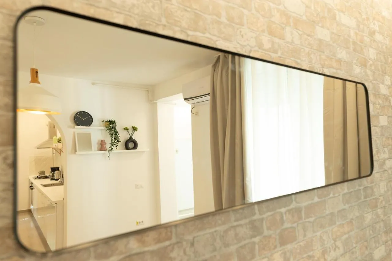 Appartement Ideal Stay: Spacious 2Br Apt Near Calea Victoriei Boekarest