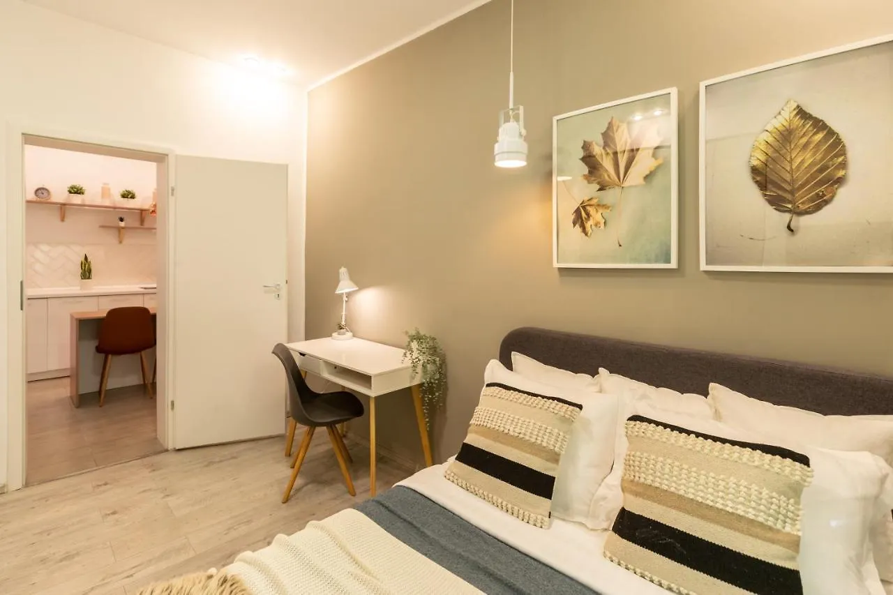 Ideal Stay: Spacious 2Br Apt Near Calea Victoriei Bucharest Apartment