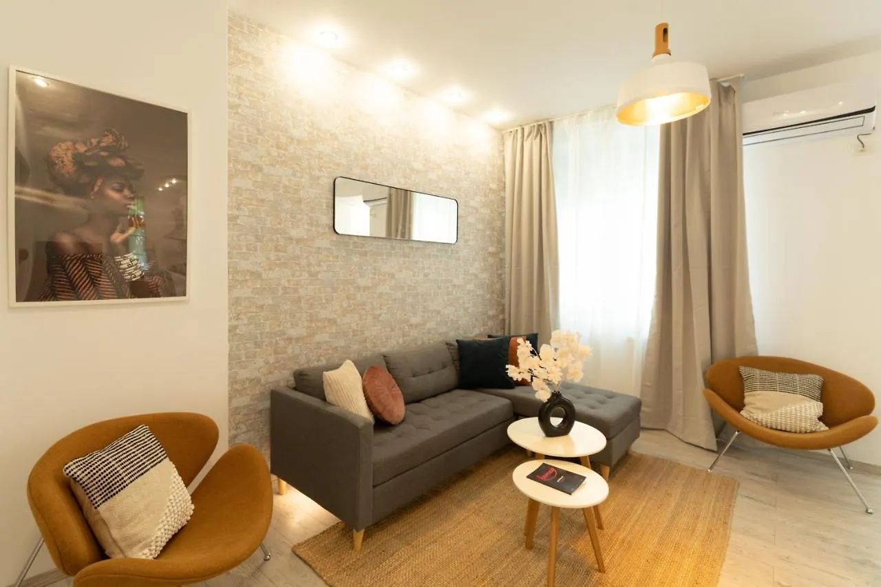 Apartment Ideal Stay: Spacious 2Br Apt Near Calea Victoriei Bucharest